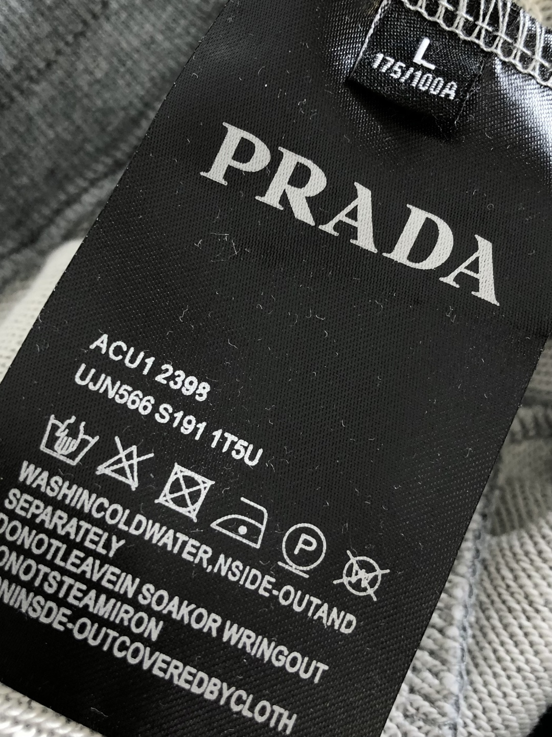 프라다 2026SS 남성 반바지 131807 Prada Shorts 썸네일 이미지