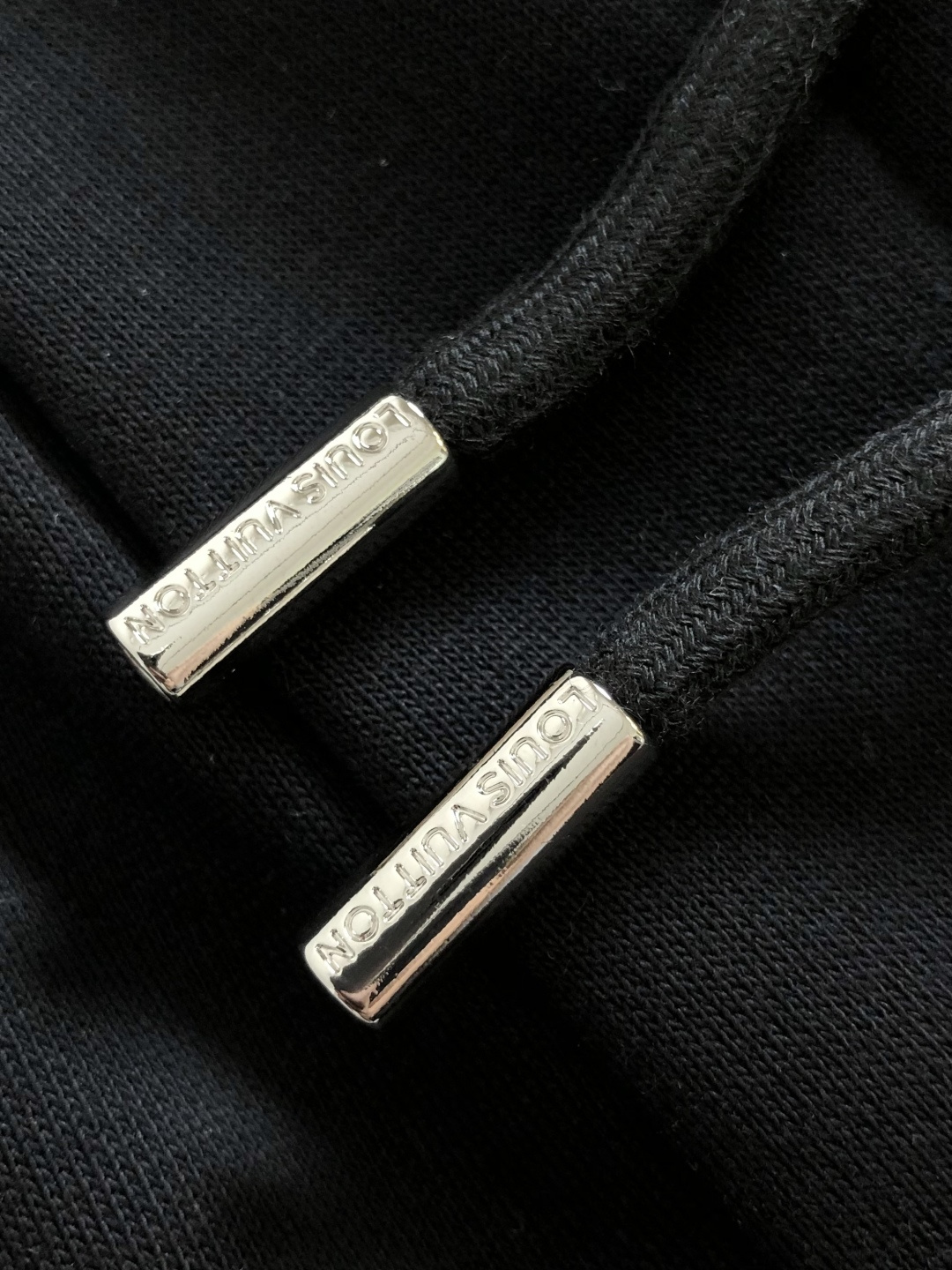 루이비통 2026SS 남성 반바지 131805 Louis Vuitton Shorts 썸네일 이미지