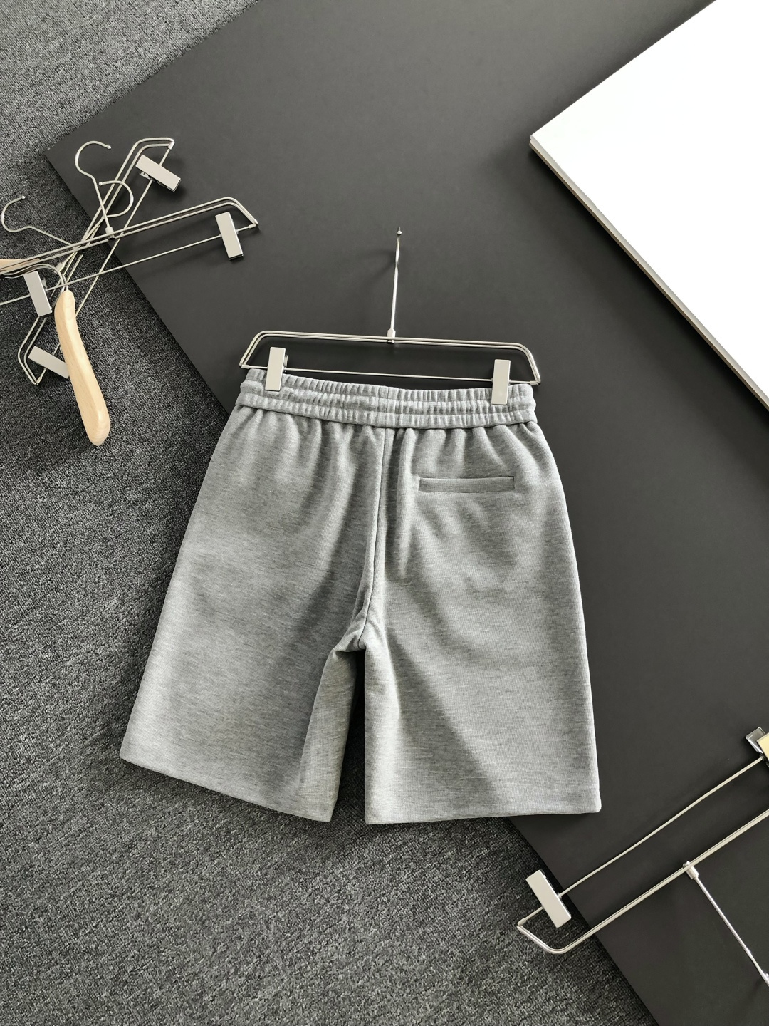 로에베 2026SS 남성 반바지 131812 Loewe Shorts 썸네일 이미지