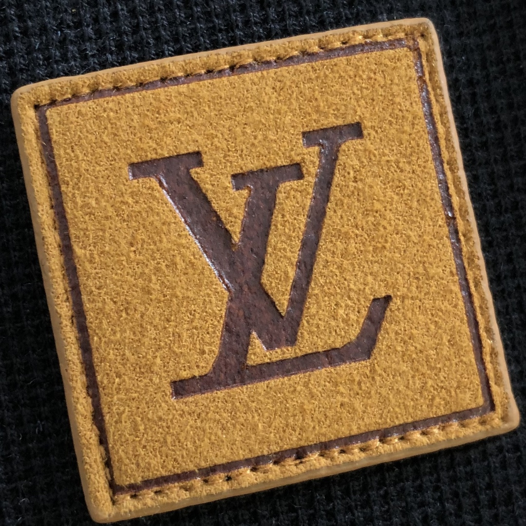 루이비통 2026SS 남성 반바지 131811 Louis Vuitton Shorts 썸네일 이미지