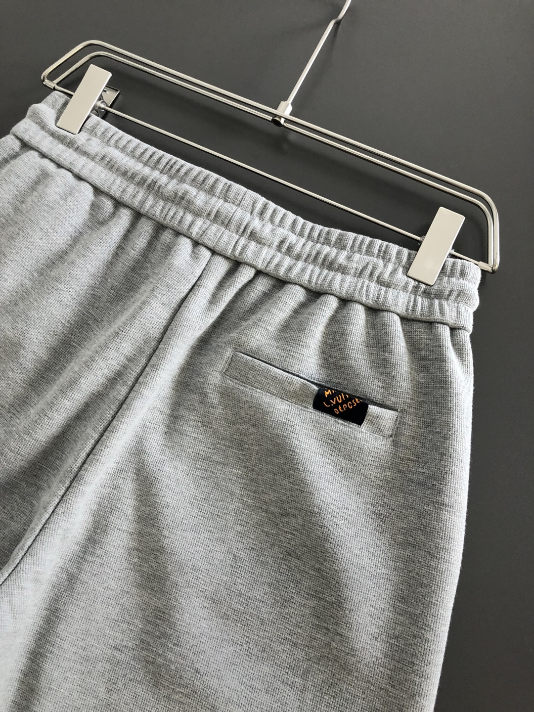 루이비통 2026SS 남성 반바지 131810 Louis Vuitton Shorts 썸네일 이미지