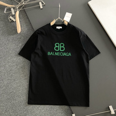 BAL SS春夏最新款圆领时尚短袖T恤,官网同步,双股280克重纯棉面料!贴肤舒适,耐看又好穿,经典简约logo设计,原 BAL SS春夏最新款圆领时尚短袖T恤,官网同步,双股280克重纯棉面料!贴肤舒适,耐看又好穿,经典简约logo设计,原