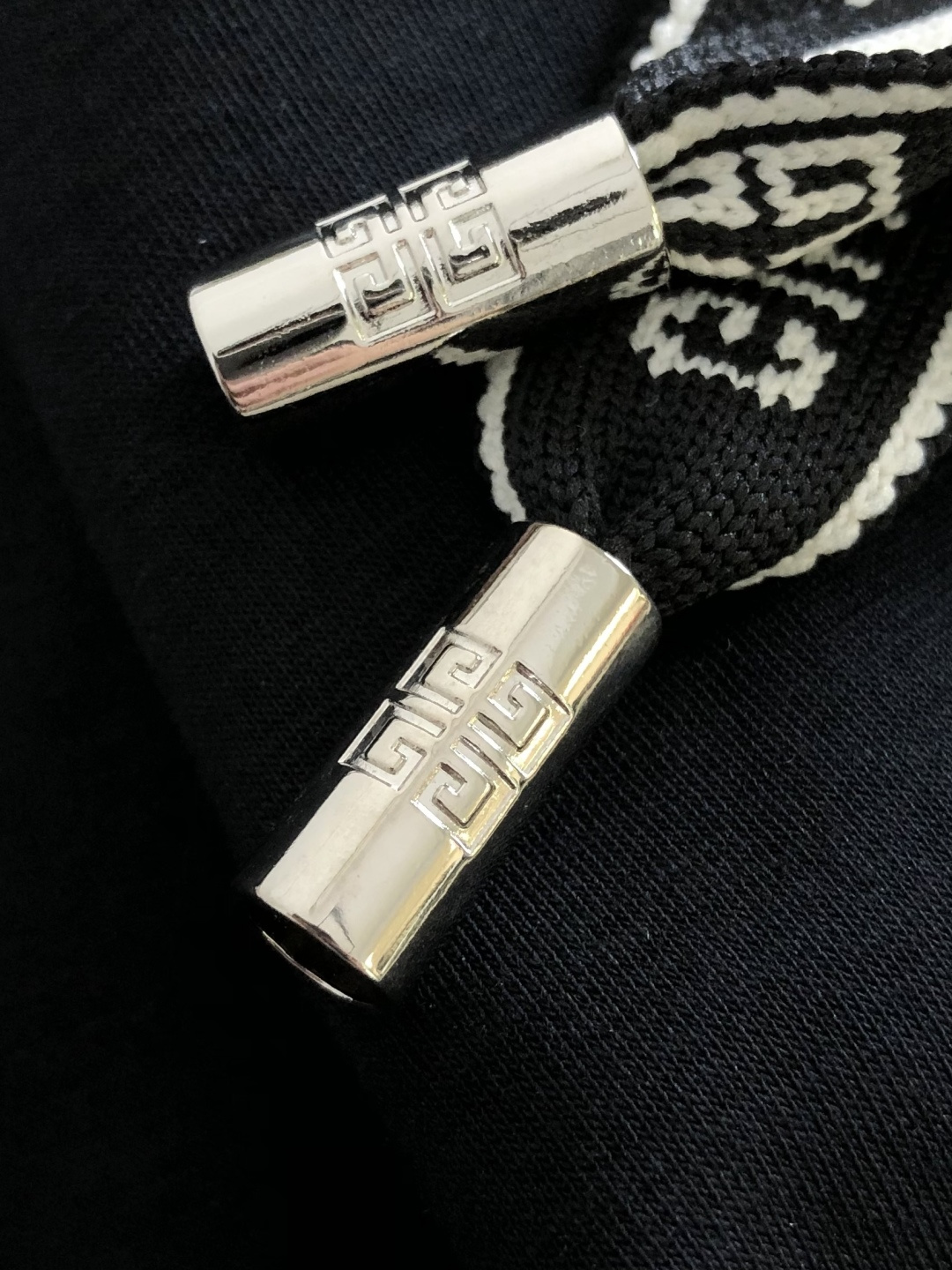 GVC 2026春季新品休闲裤，经典款百看不厌，裤身工艺设计，进口客供辅料、定制铜氨丝面料，每个细节做到极致，原版五金配