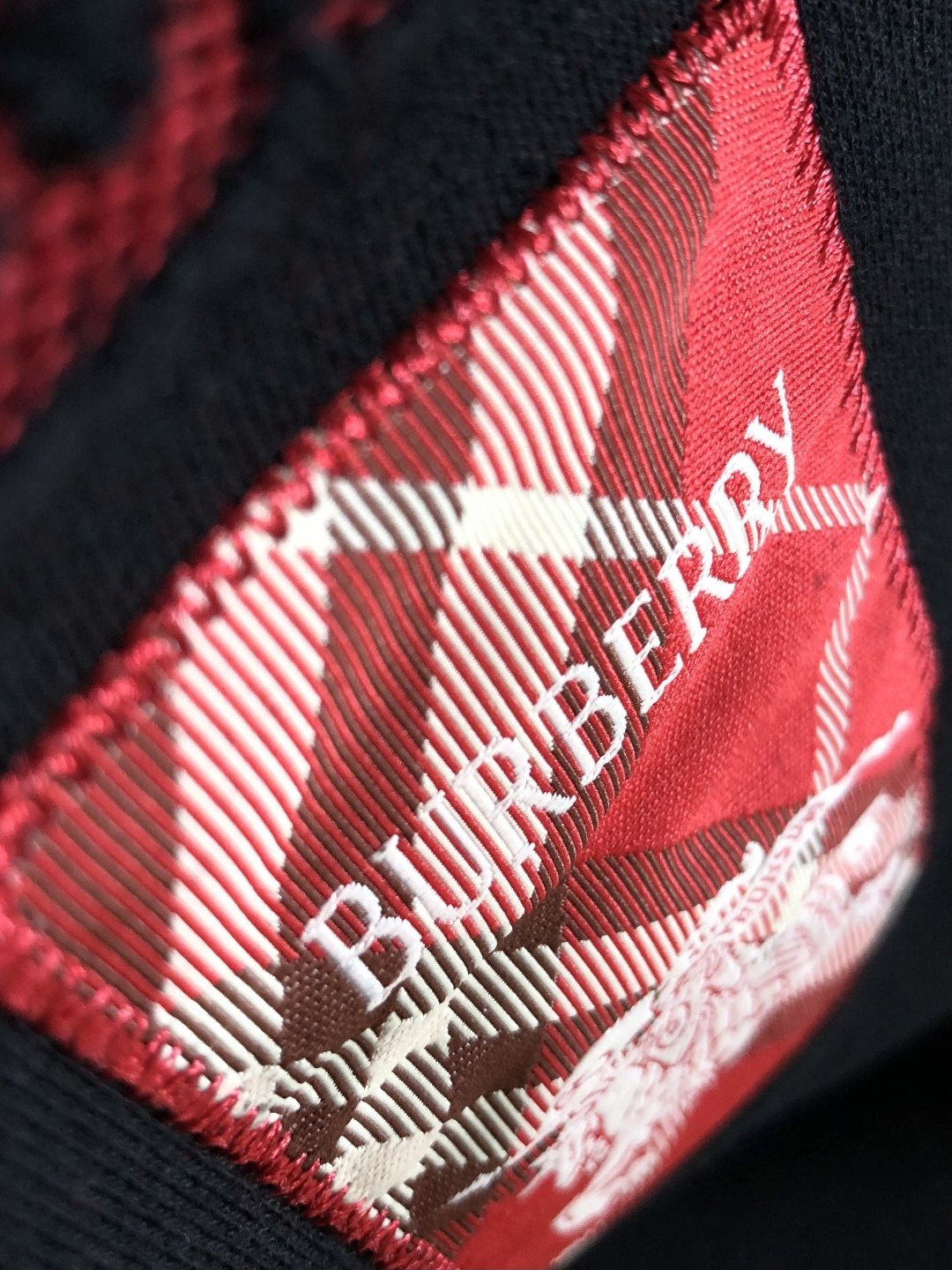 BBR  2026春季新品休闲裤，经典款百看不厌，裤身工艺设计，进口客供辅料、定制铜氨丝面料，每个细节做到极致，原版五金