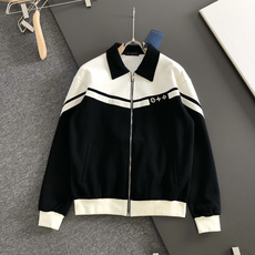1V 26ss定制顶级面料 新品夹克外套 休闲裤,织带字母刺绣拼接秀场新品‼品相非常完美,舒适保暖,三标齐全色泽饱满诱 1V 26ss定制顶级面料 新品夹克外套 休闲裤,织带字母刺绣拼接秀场新品‼品相非常完美,舒适保暖,三标齐全色泽饱满诱