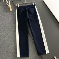1V 26ss定制顶级面料 新品夹克外套 休闲裤,织带字母刺绣拼接秀场新品‼品相非常完美,舒适保暖,三标齐全色泽饱满诱 1V 26ss定制顶级面料 新品夹克外套 休闲裤,织带字母刺绣拼接秀场新品‼品相非常完美,舒适保暖,三标齐全色泽饱满诱
