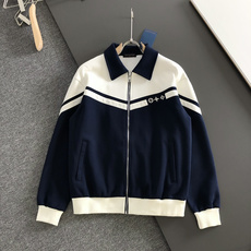 1V 26ss定制顶级面料 新品夹克外套 休闲裤,织带字母刺绣拼接秀场新品‼品相非常完美,舒适保暖,三标齐全色泽饱满诱 1V 26ss定制顶级面料 新品夹克外套 休闲裤,织带字母刺绣拼接秀场新品‼品相非常完美,舒适保暖,三标齐全色泽饱满诱