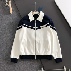 1V 26ss定制顶级面料 新品夹克外套 休闲裤,织带字母刺绣拼接秀场新品‼品相非常完美,舒适保暖,三标齐全色泽饱满诱 1V 26ss定制顶级面料 新品夹克外套 休闲裤,织带字母刺绣拼接秀场新品‼品相非常完美,舒适保暖,三标齐全色泽饱满诱