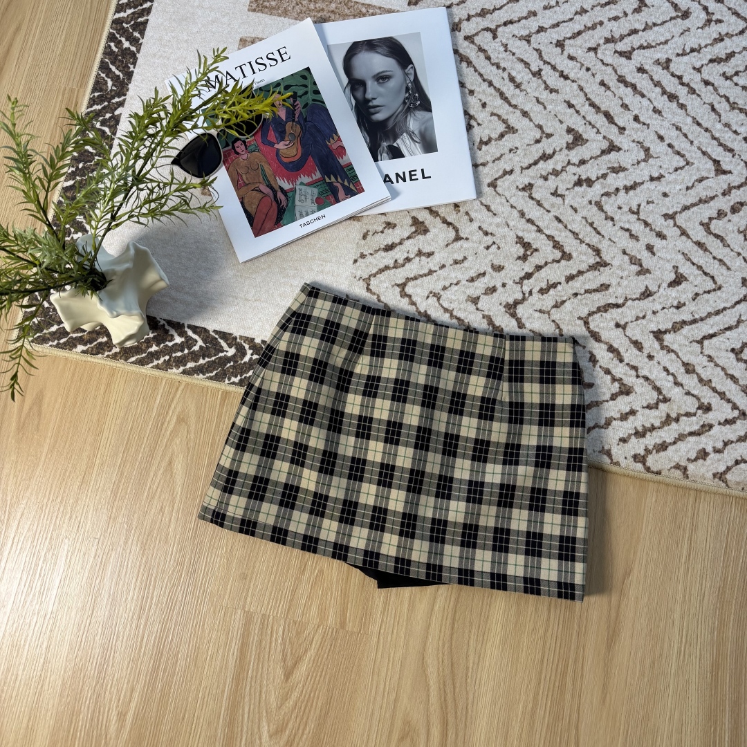 Vintage Plaid Skirt - High Waist A-Line, Chic & Flattering, Perfect for Fall 9 cmp i1757693726466 7651 0 7