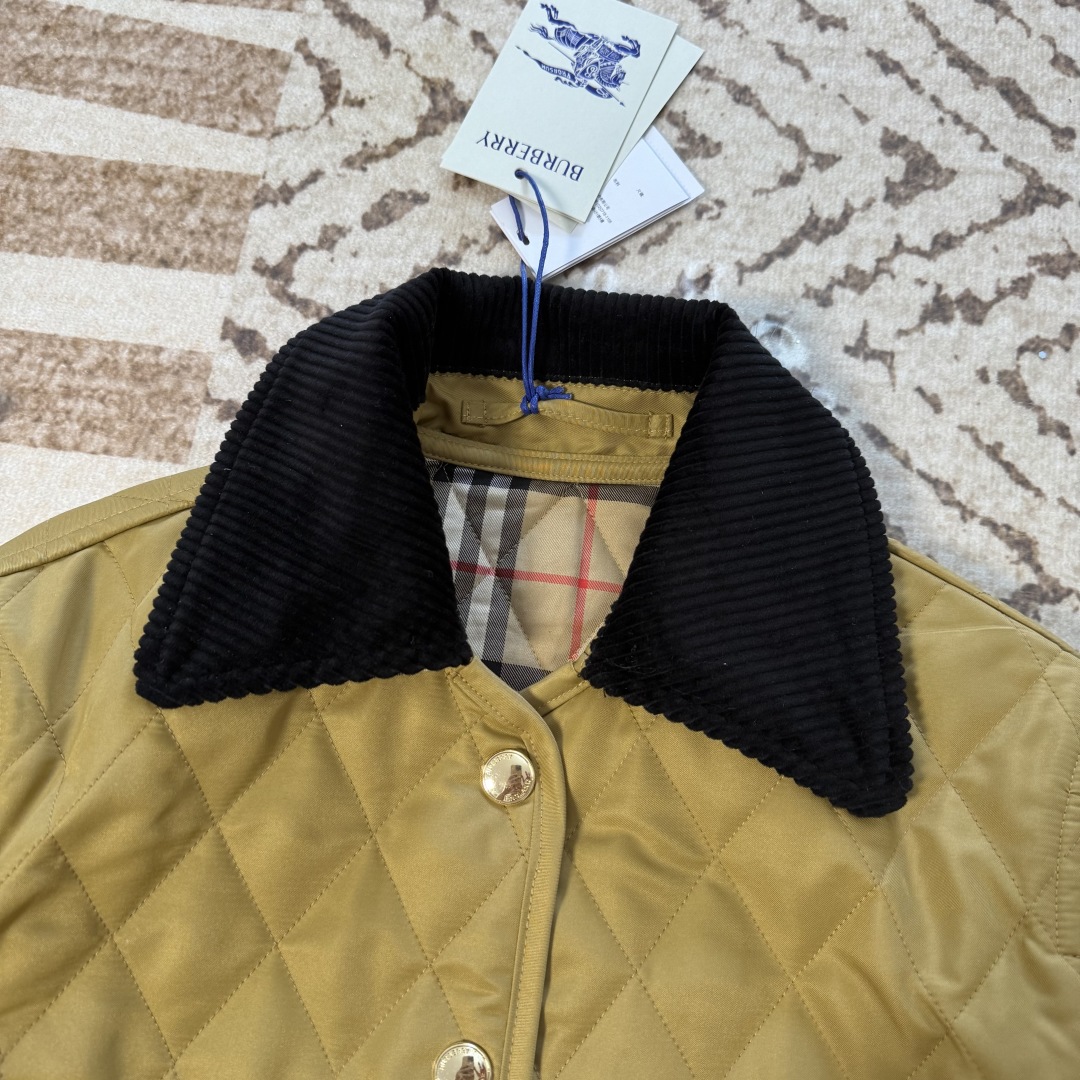 Classic Diamond Quilted Cotton Jacket - Reversible, Corduroy Collar, Logo Detail 5 cmp i1759595234297 1307 0 2