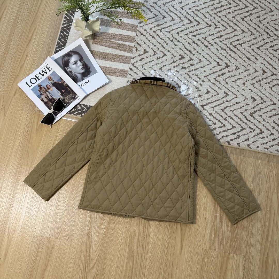 Classic Diamond Quilted Cotton Jacket - Reversible, Corduroy Collar, Logo Detail 10 cmp i1759595239949 6877 0 7