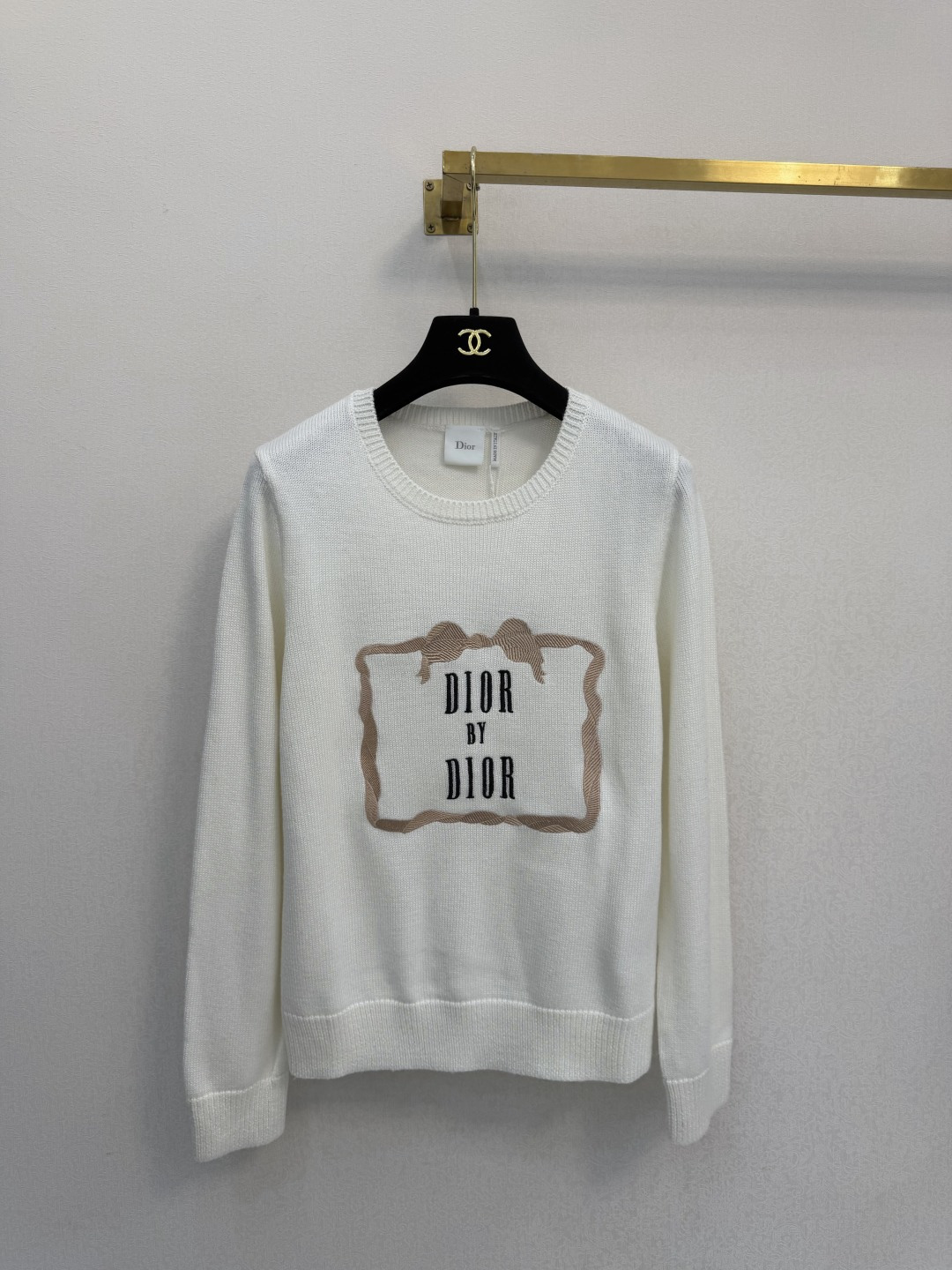 迪奥新品🆕🆕 圆领长袖💗💗实拍图🆕🆕两色3码