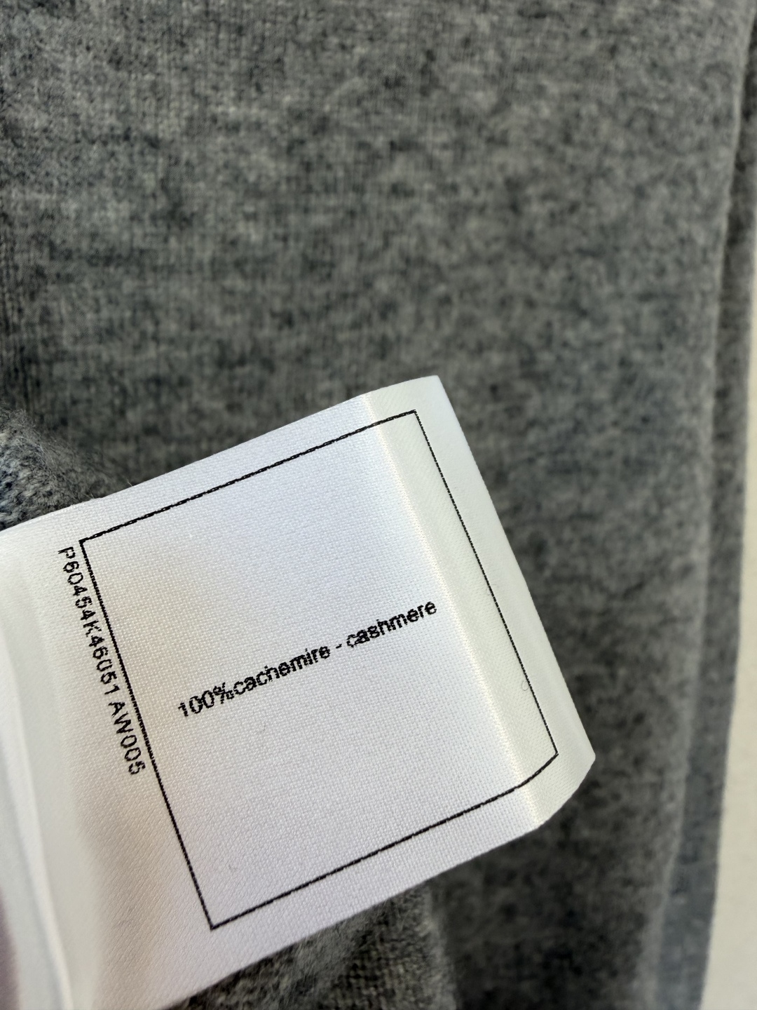 小香高版本新品🆕🆕 V领长袖开衫💗💗实拍图🆕🆕