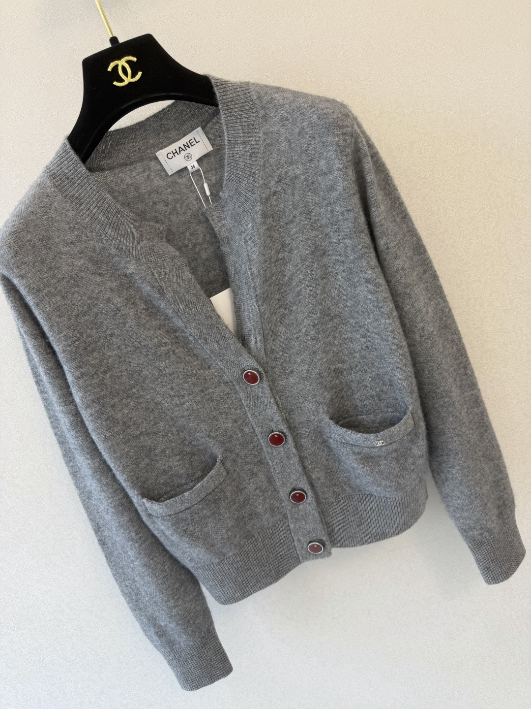 小香高版本新品🆕🆕 V领长袖开衫💗💗实拍图🆕🆕