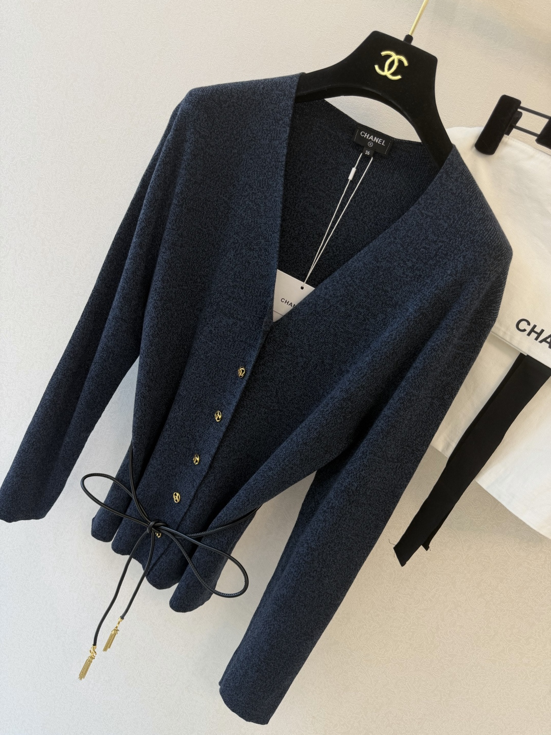 小香新品🆕🆕 V领长袖开衫💗💗实拍图🆕🆕三色3码
