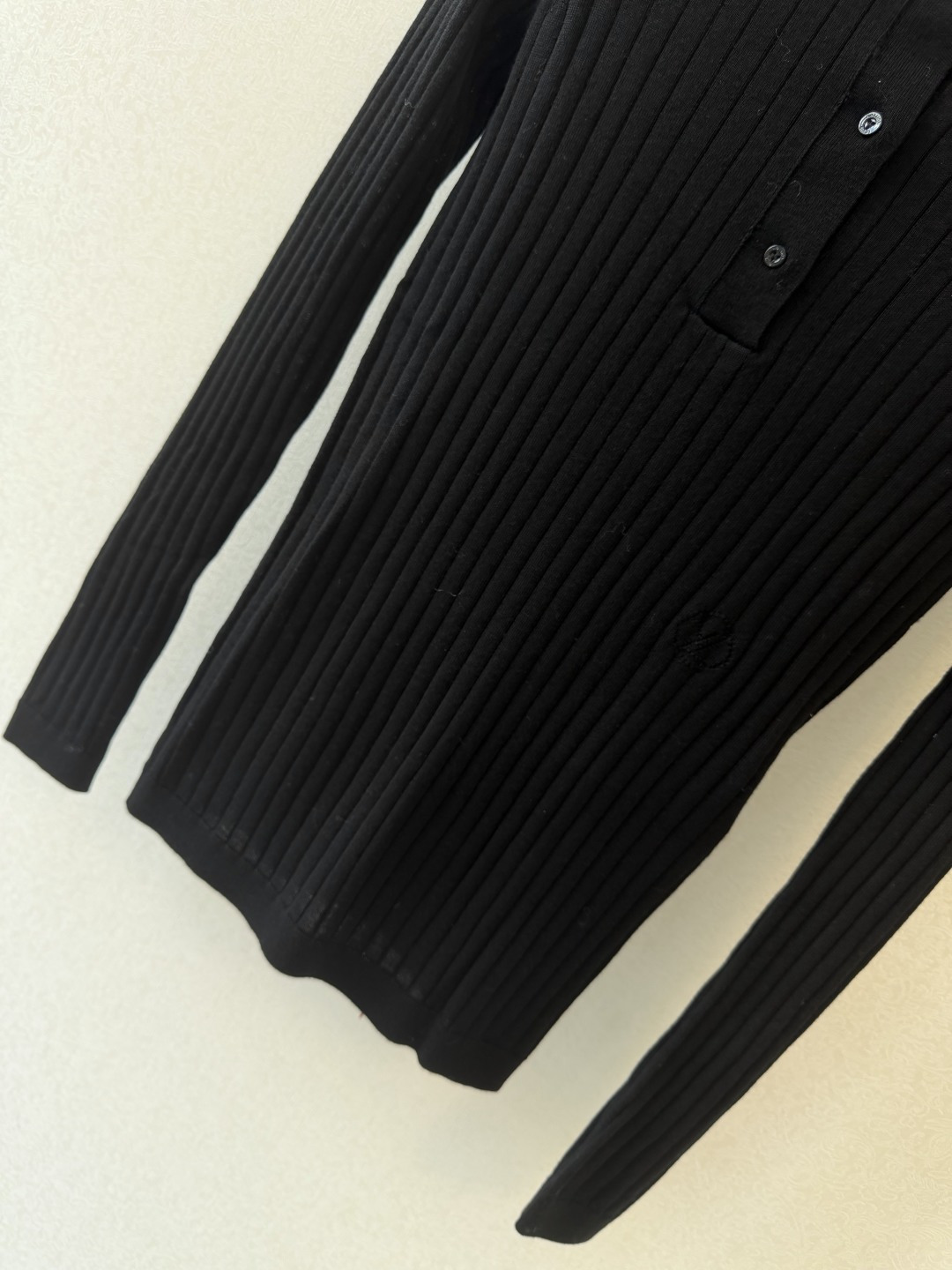 LV高版本新品🆕🆕 Polo领长袖💗💗实拍图🆕🆕两色3码