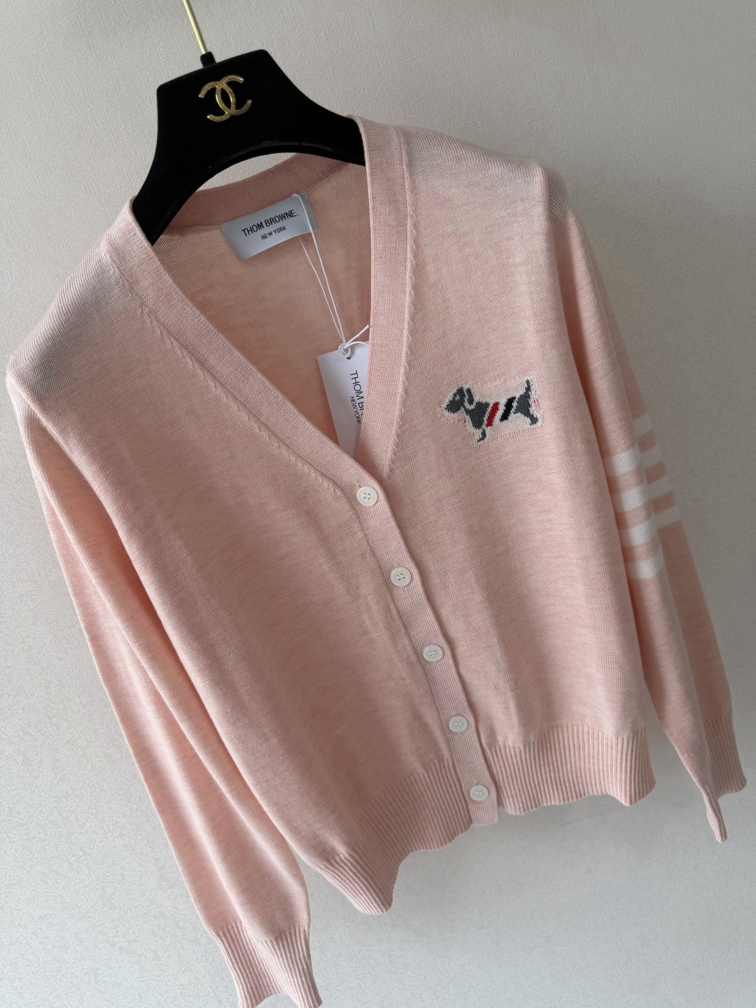 TB新品🆕🆕 V领长袖开衫💗💗实拍图🆕🆕三色3码