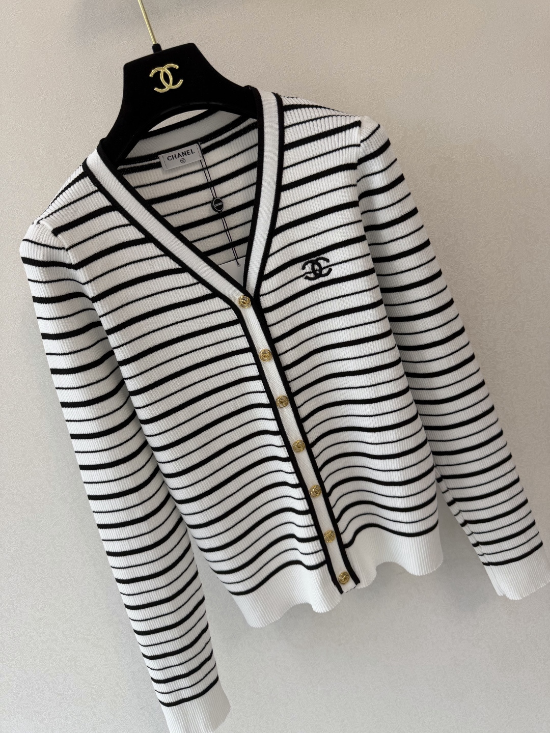 小香新品🆕🆕 V领长袖开衫💗💗实拍图🆕🆕