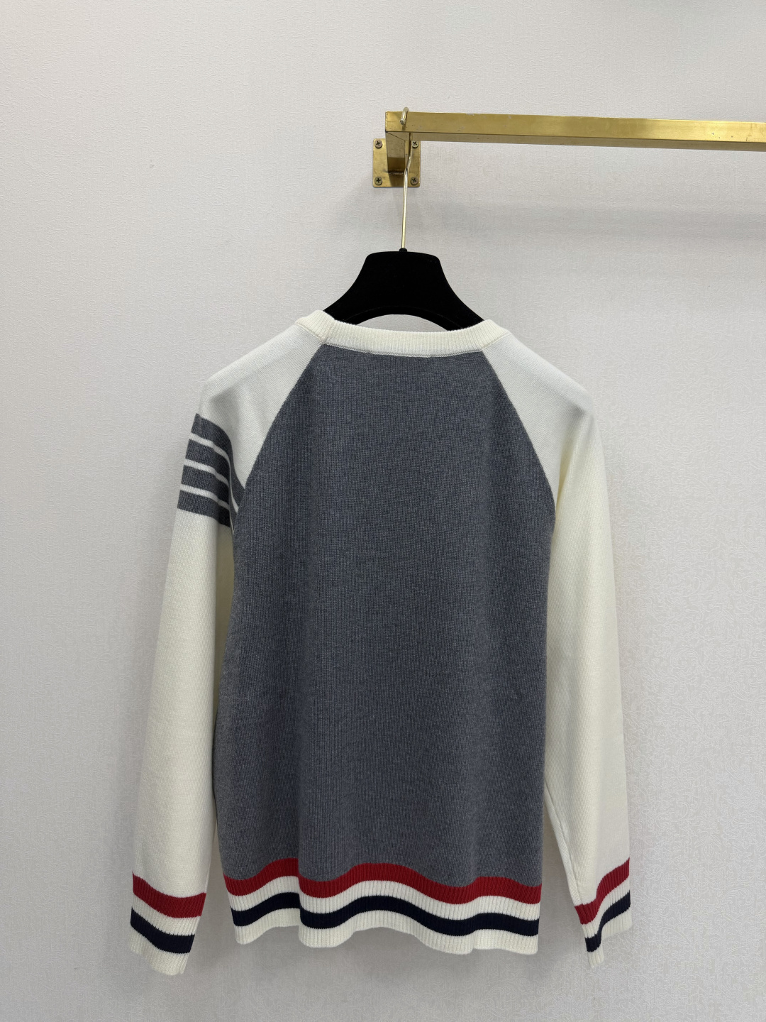 TB新品🆕🆕 圆领长袖💗💗实拍图🆕🆕三色3码