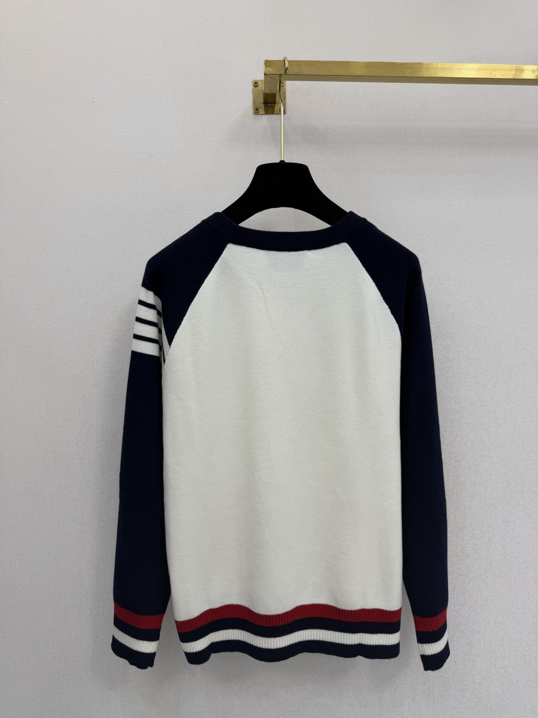 TB新品🆕🆕 圆领长袖💗💗实拍图🆕🆕三色3码