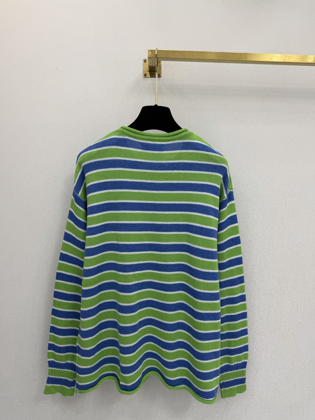 US新品🆕🆕 圆领长袖💗💗实拍图🆕三色3码