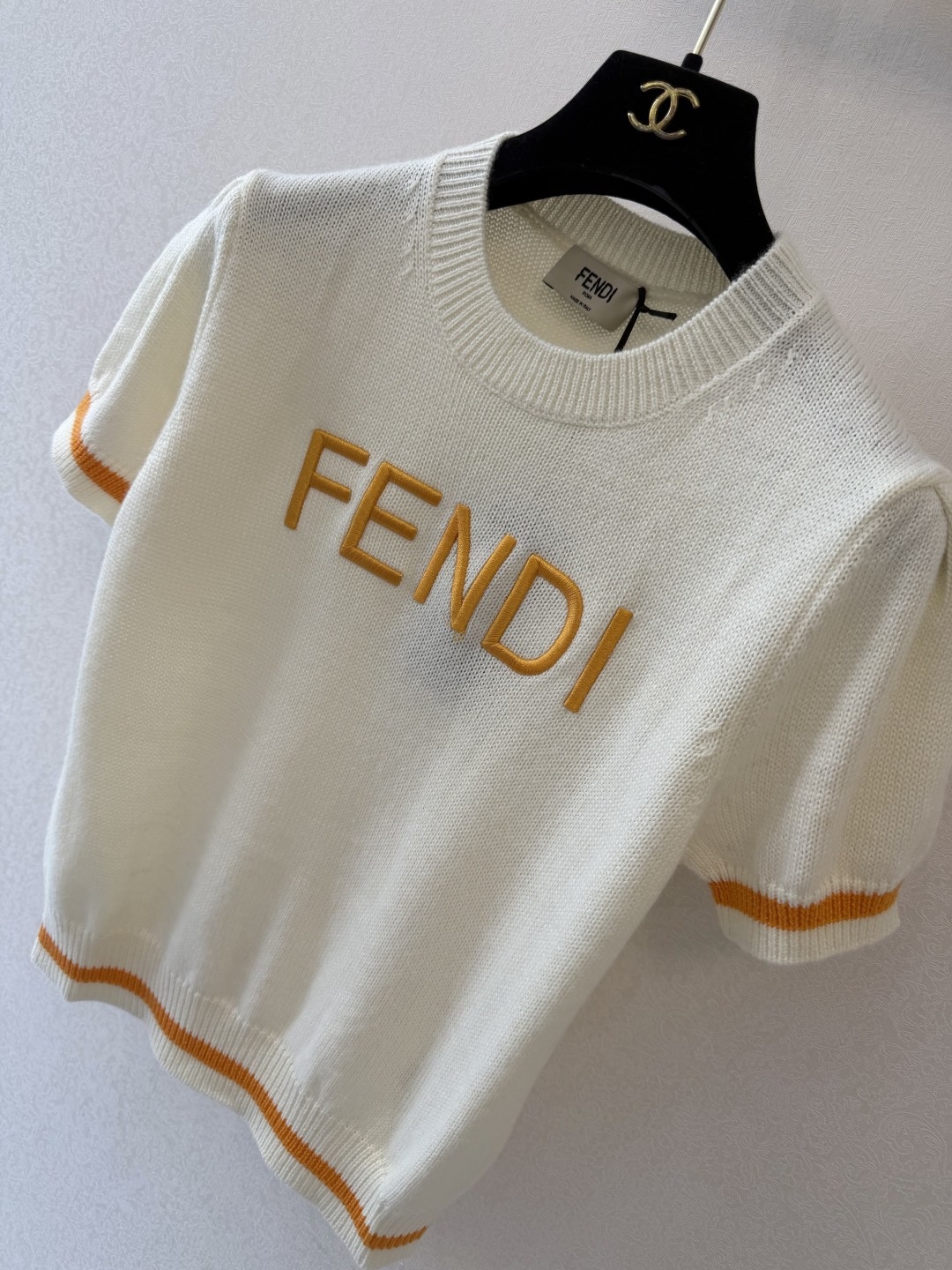 FD新品🆕🆕 圆领短袖💗💗实拍图🆕🆕两色3码