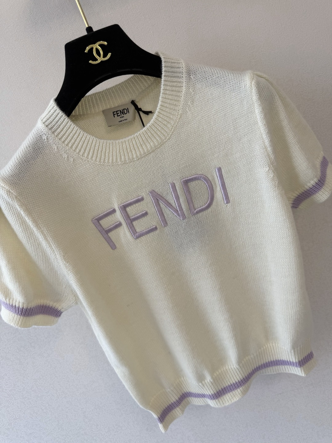 FD新品🆕🆕 圆领短袖💗💗实拍图🆕🆕两色3码