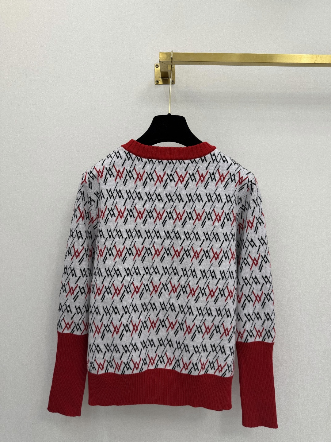 LV新品🆕🆕 圆领长袖💗💗实拍图🆕🆕三色3码