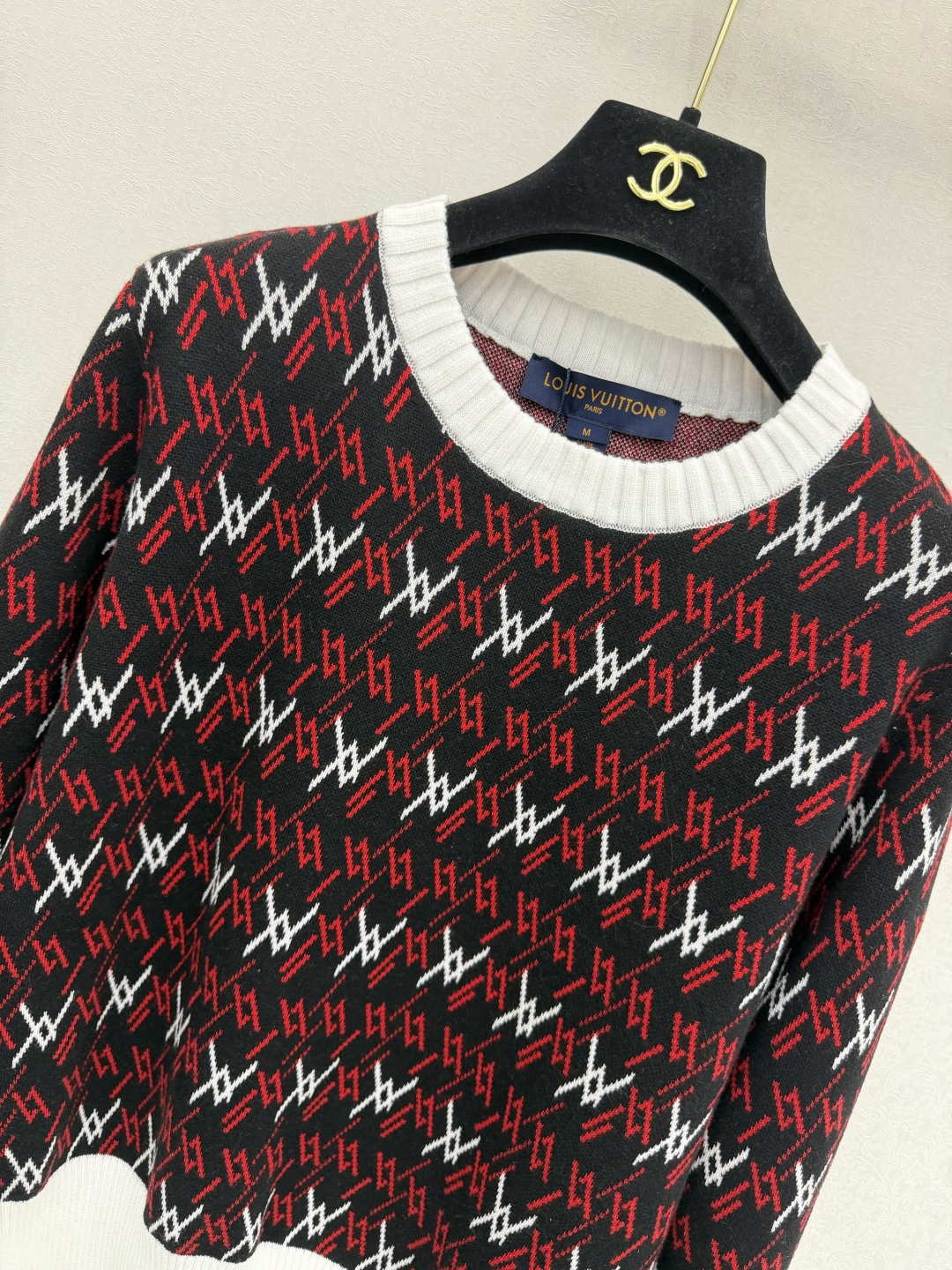 LV新品🆕🆕 圆领长袖💗💗实拍图🆕🆕三色3码