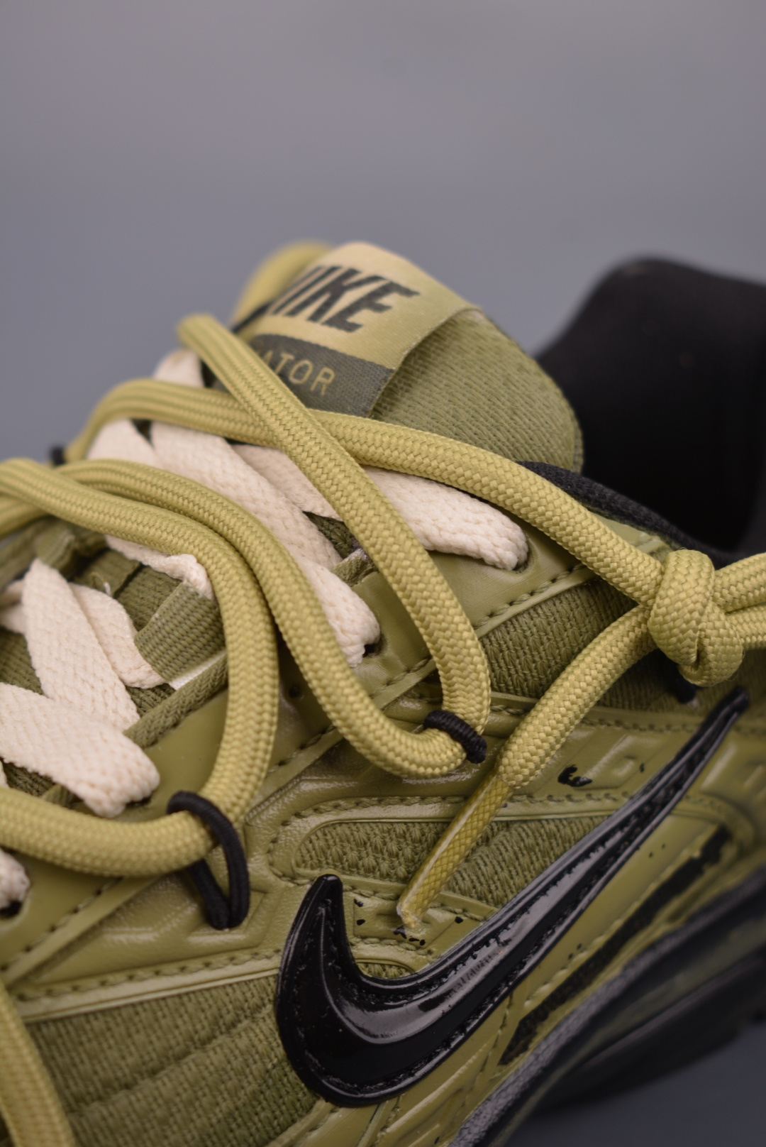 300 Nike INITIATOR RNR 复古做旧 解构绑带 舒适百搭防滑耐磨 低帮跑步鞋 394055-102