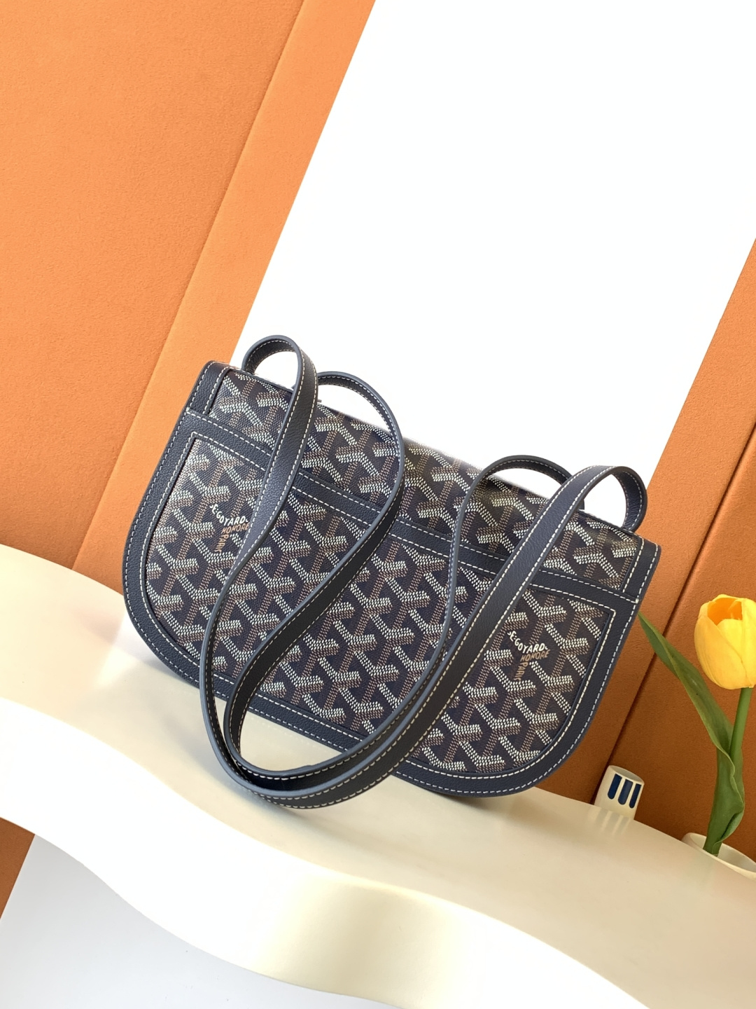 Goyard GOYARD老花233款|||更加轻便和 而“ ”一词在现代 界其实是一种潮流的象征