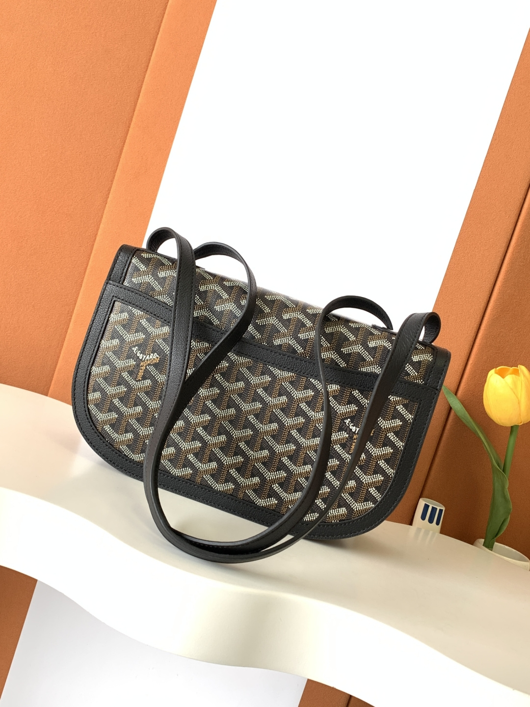Goyard GOYARD老花233款|||更加轻便和 而“ ”一词在现代 界其实是一种潮流的象征