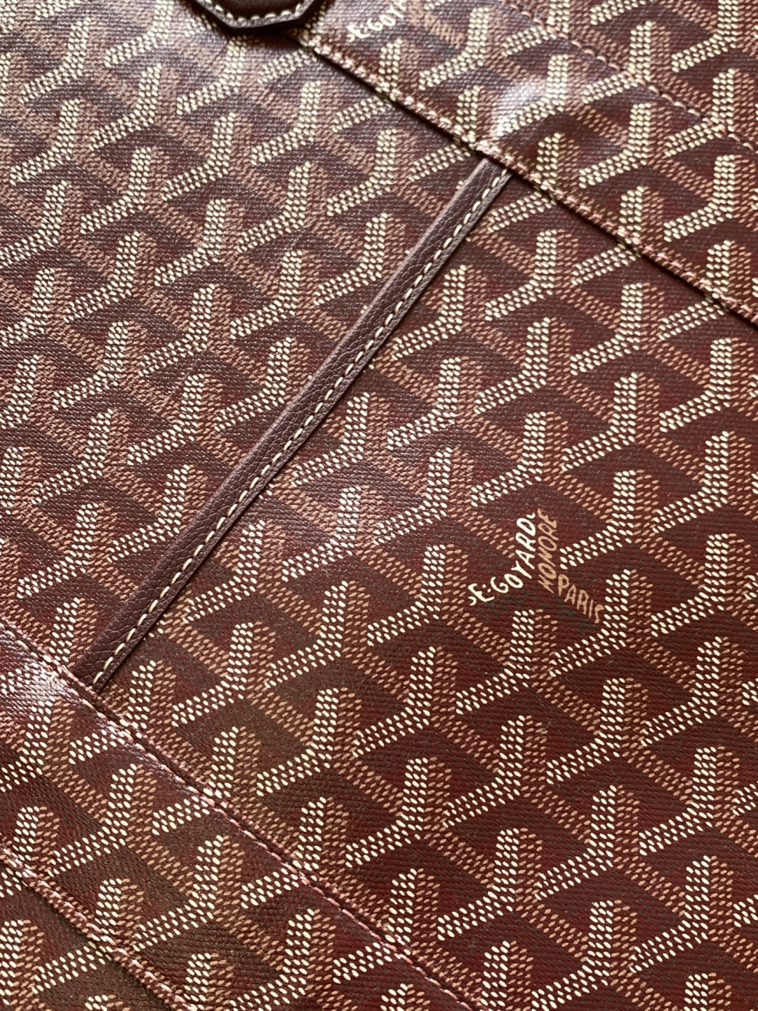 Goyard SAVILE ROW 衣物包为衣服提供了出色的保护