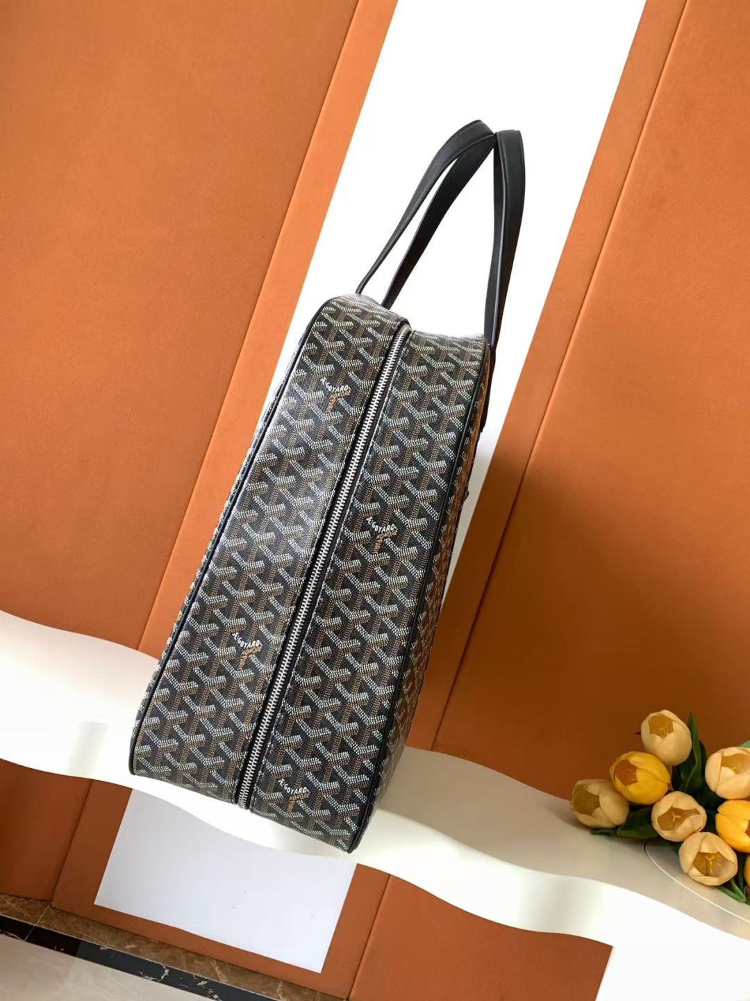 Goyard SAVILE ROW 衣物包为衣服提供了出色的保护