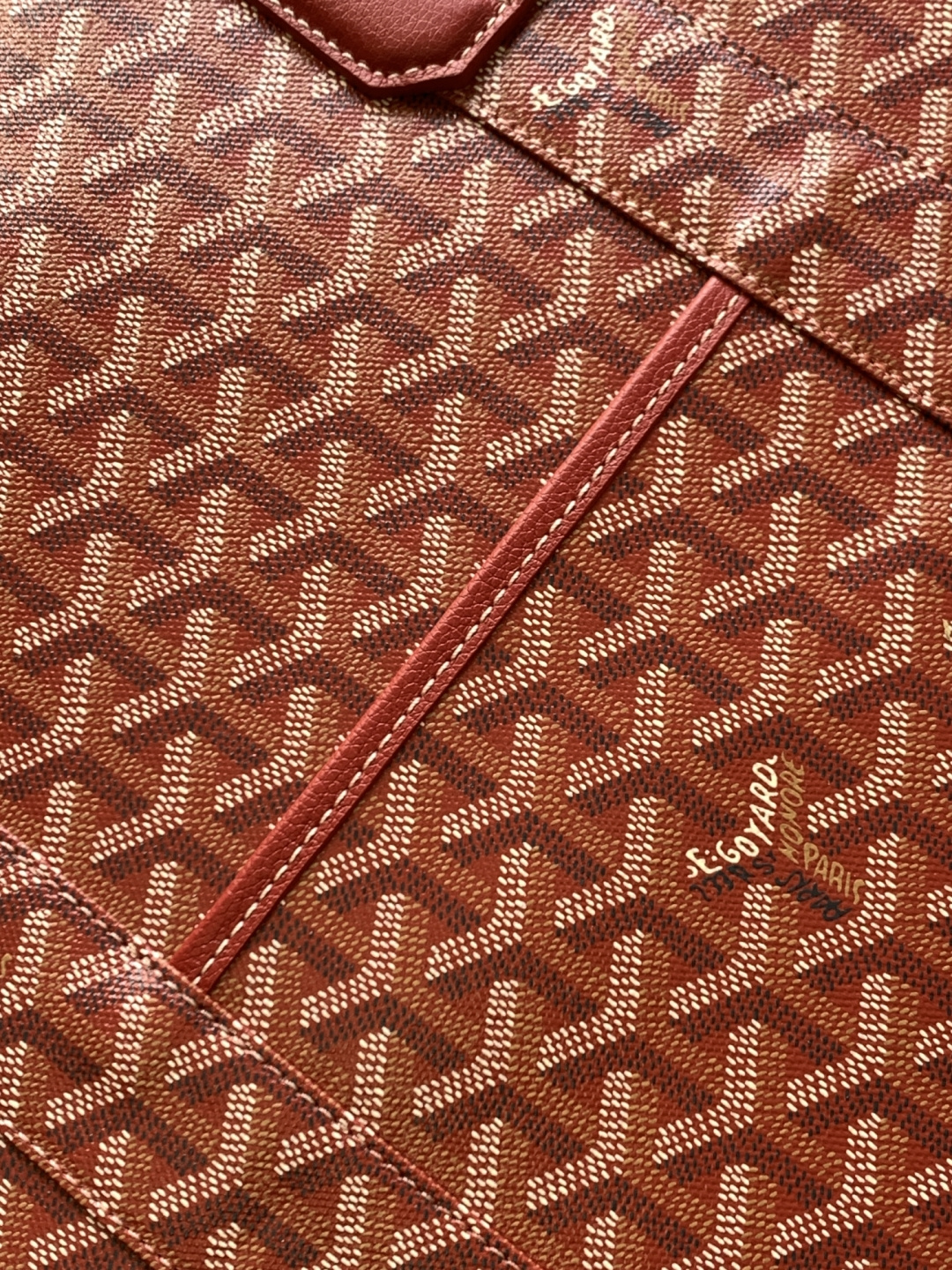 Goyard SAVILE ROW 衣物包为衣服提供了出色的保护