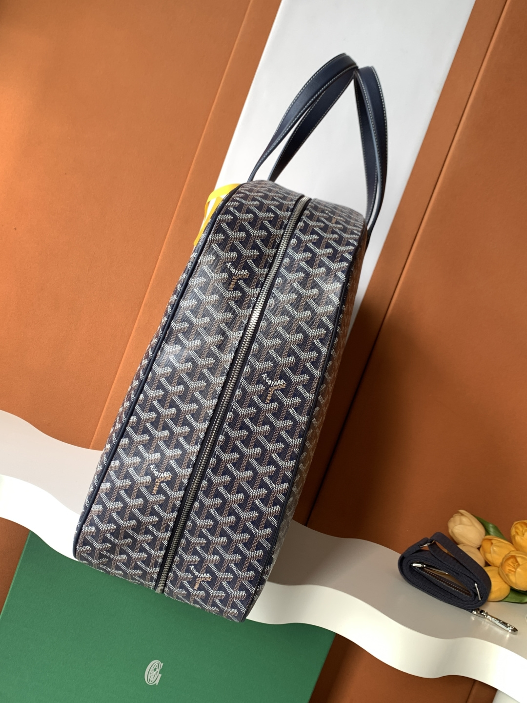 Goyard SAVILE ROW 衣物包为衣服提供了出色的保护