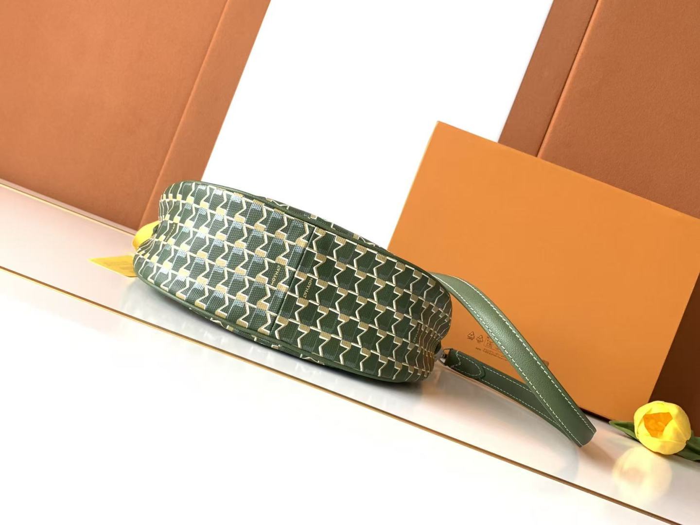 Goyard Moynat新品 | 新月包