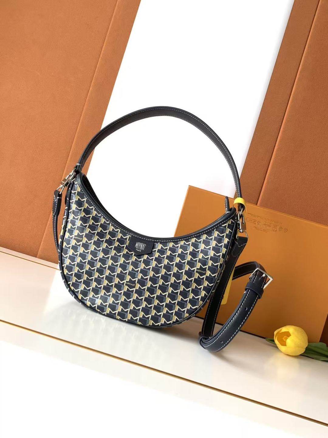 Goyard Moynat新品 | 新月包