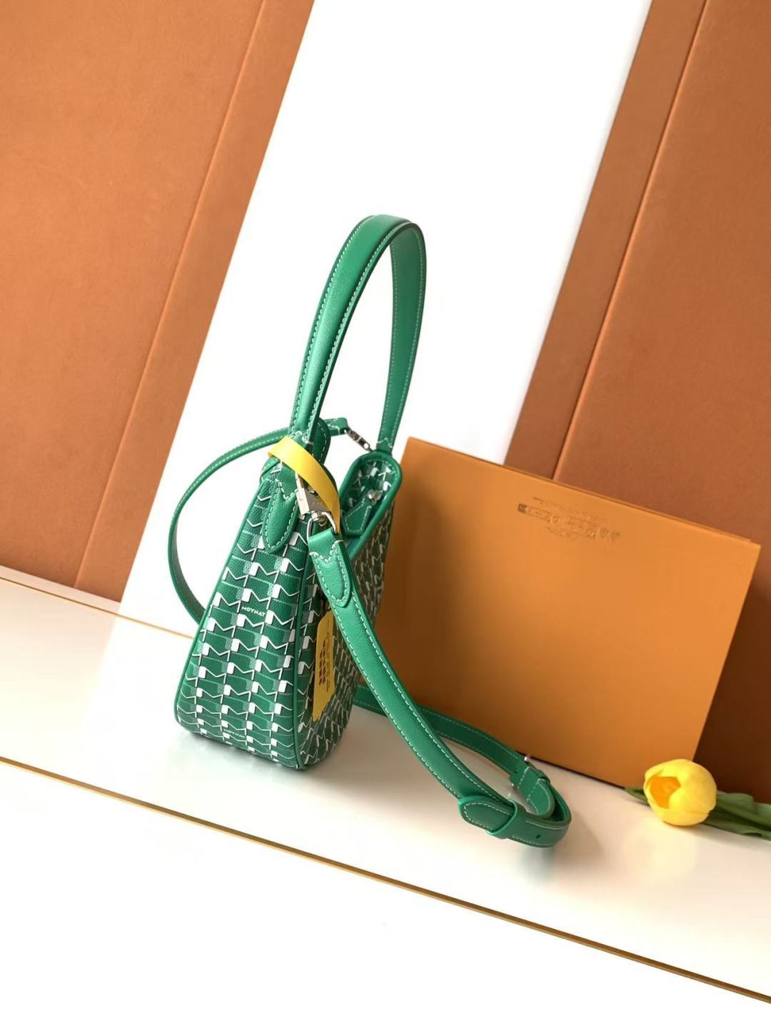 Goyard Moynat新品 | 新月包