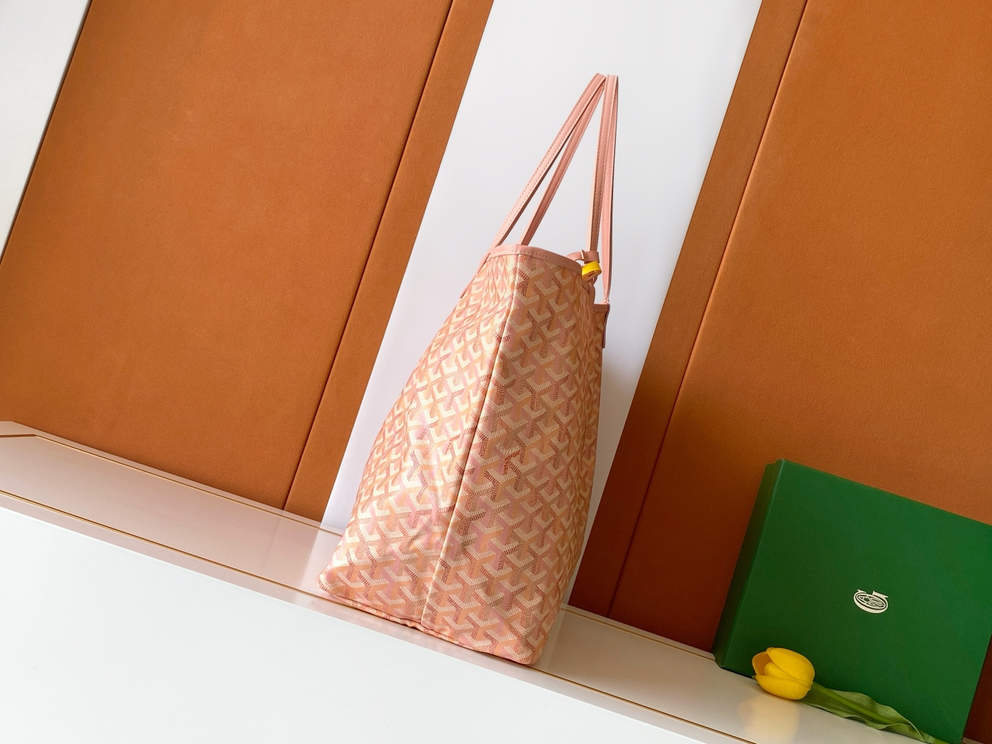 Goyard 这款2026年限量版SAINT LOUIS大号包袋 采用限定四季炫彩GOYARDINE帆布打造