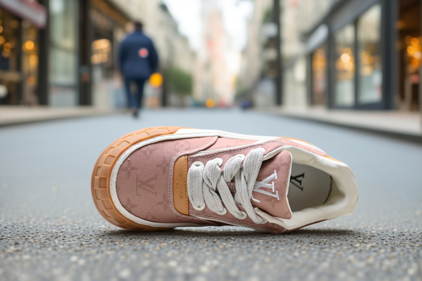 Louis Vuitton Tilted – FEXX, photo 2