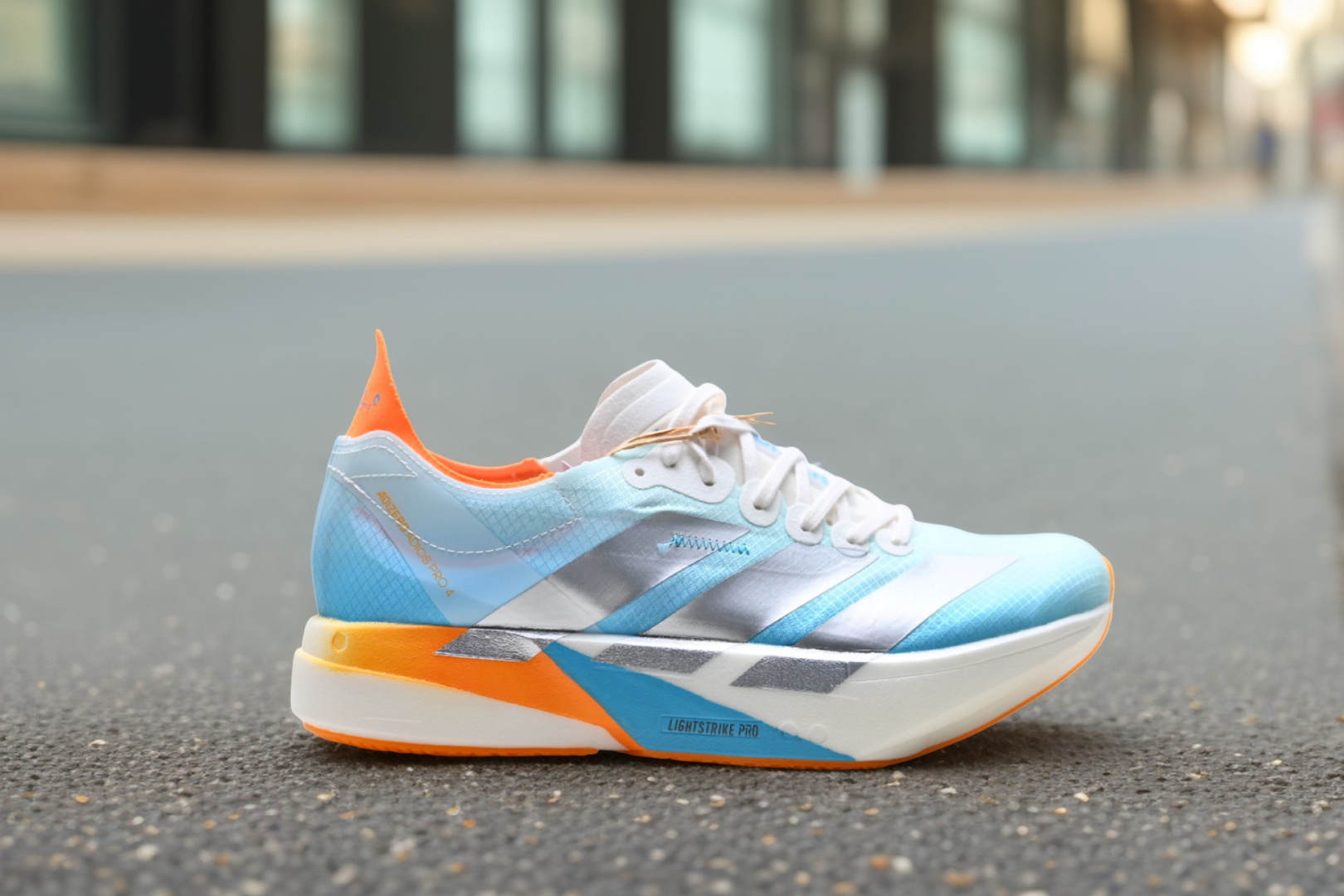 【户外实拍】 公司级✅Adidas Adizero Adios Pro 4 M马拉松飞线贾卡轻质透气休闲运动跑步鞋 采用双层透气网纱 Flywire动态飞线绑缚鞋面材质 内置Zoom小气垫装置 货号:KH6360 ID:LUCZCL