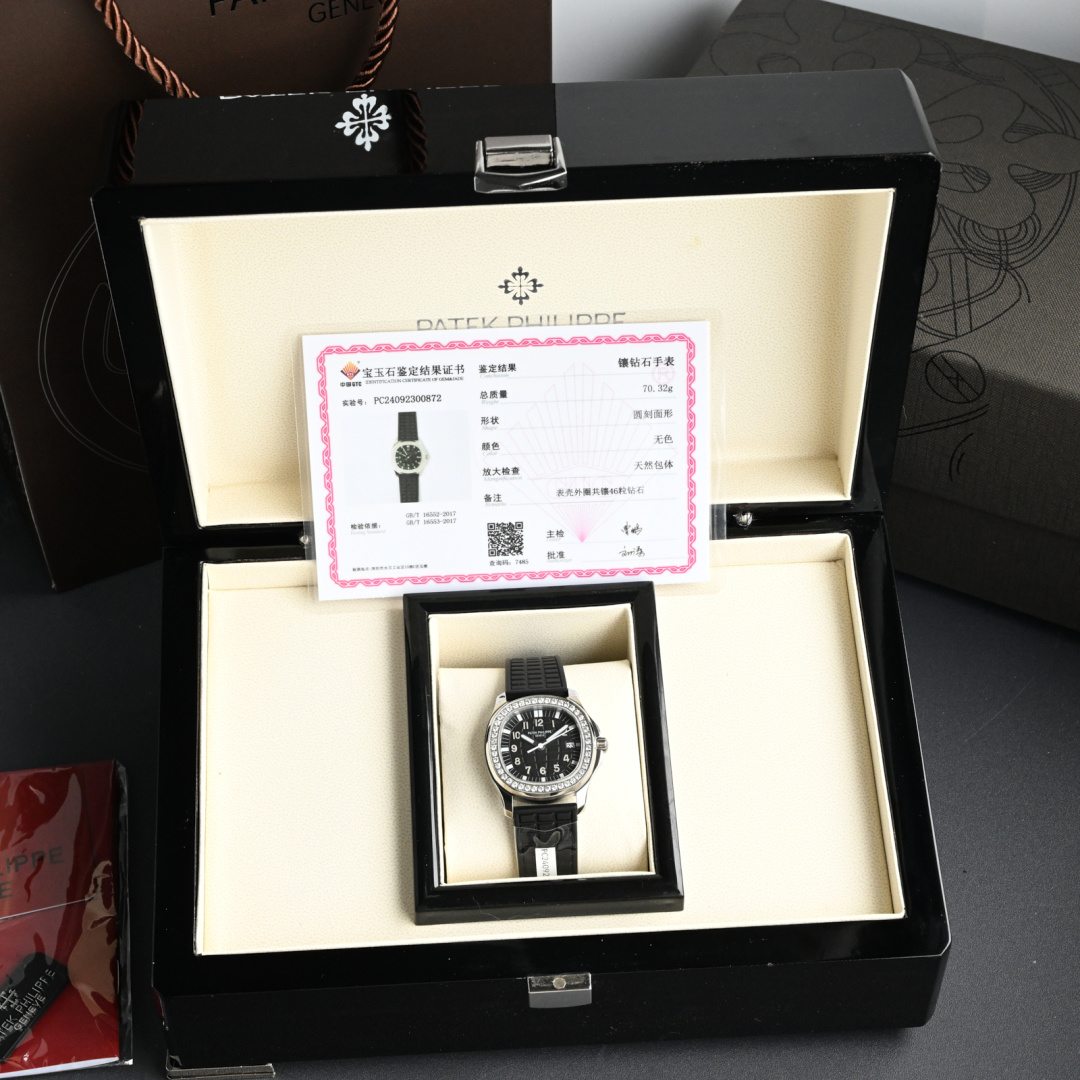 NO:393248,Patafil AQUANAUT series is designed for women!  In the simplest way, it perfectly reflects the essence of Pattafili, combining bold design and orthodox purity, this watch has become one of Pattafili's flagship products!  The perfect size of the watch is 35.6, and it is made of multiple craftsmanship and polished. The original consistency is 7.77cm in thickness. The dial is inlaid with 46 vs 1.8 real diamonds. About one carat!  Gtc China authoritative appraisal certificate. 100% guarantee that every pill is a real diamond. It can be verified and queried!  Equipped with the original Swiss quartz movement, a small and powerful internal organ composed of parts. It truly achieves zero re-repair and zero error!  The dial design is also quite unique, with a personalized relief dial and exquisite three-dimensional fonts. The entire watch looks three-dimensional and full of high-end feeling!  The glass is made of sapphire super hard crystal glass. It is anti-reflective and scratch-resistant. It is imported tropical composite rubber strap, which is extremely comfortable to wear and fits all kinds of wrists. It is paired with the original butterfly buckle, which is easy to wear and the strongest comfort. Its unique styling style has never been ignored. It adopts both round and square, non-round and non-square shapes, and the personalized design reveals elegance and atmosphericity!  It shows Patafil at a glance, bright and colorful, and shows its unique charm.19860909百达斐丽AQUANAUT系列 专为女性设计！用最简约方式完美体现百达斐丽的精髓,融合了大胆的设计和正统的纯粹,这款腕表成为百达斐丽的旗舰产品之一！腕表完美尺寸35.6,进口精钢材质多重工艺精磨打造.原装一致厚度7.77cm.表盘镶嵌46颗 vs1.8真钻.约一克拉！ Gtc中国权威鉴定证书.百分百保证每一粒都是货真价实的真钻.可验可查询！搭载原装瑞士石英机芯 .由个零部件组成的一颗小而强大的内脏.真正做到零返修零误差！表盘设计也颇为独特,个性的浮雕表盘,精致立体字块.整个手表看起来立体感 高级感十足！玻璃采用蓝宝石超强硬度水晶玻璃.防反光 防刮花.进口热带复合材料橡胶表带,佩戴极为舒适贴手,适合各种手腕.搭配原装蝴蝶表扣 佩戴方便.最强舒适感.它的独特造型风格从未被人忽略,采用既圆又方,非圆非方造型,个性设计透出优雅大气！让人一眼就知出百达斐丽、鲜明多色,彰显独特魅力,,Watch