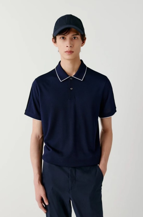 ZILLIMARK Loro Piana قميص بولو قطني مريح بأكمام قصيرة - أزرق داكن 1 ZILLIMARK Loro Piana قميص بولو قطني مريح بأكمام قصيرة - أزرق داكن