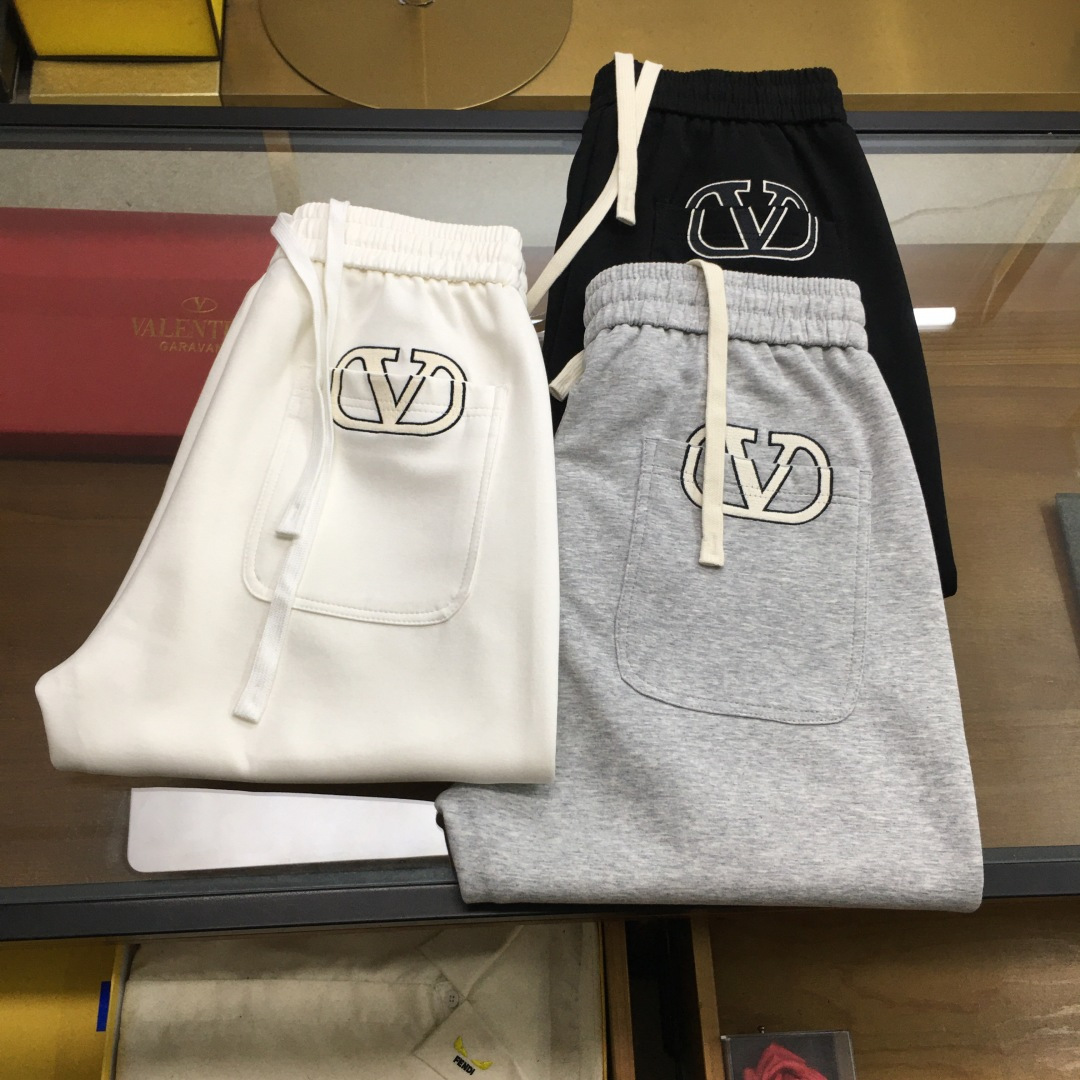 NO:151763,New casual pants [VLTN] 2025 new high-end quality casual pants!  The official website is released simultaneously. The brand's classic logo casual pants, customized fabric, excellent comfort and strong hand touch. The recognition is extremely high, and the perfect quality craftsmanship. Size M-3XL, alexander wang19860909新品休闲裤【VLTN】 2025新款高端品质休闲裤！官网同步发售.品牌经典logo休闲裤 ,定制面料,舒适度极好,手触感强烈.辨识度极高,完美品相工艺. 尺码M-3XL,,alexander wang,Men's clothing