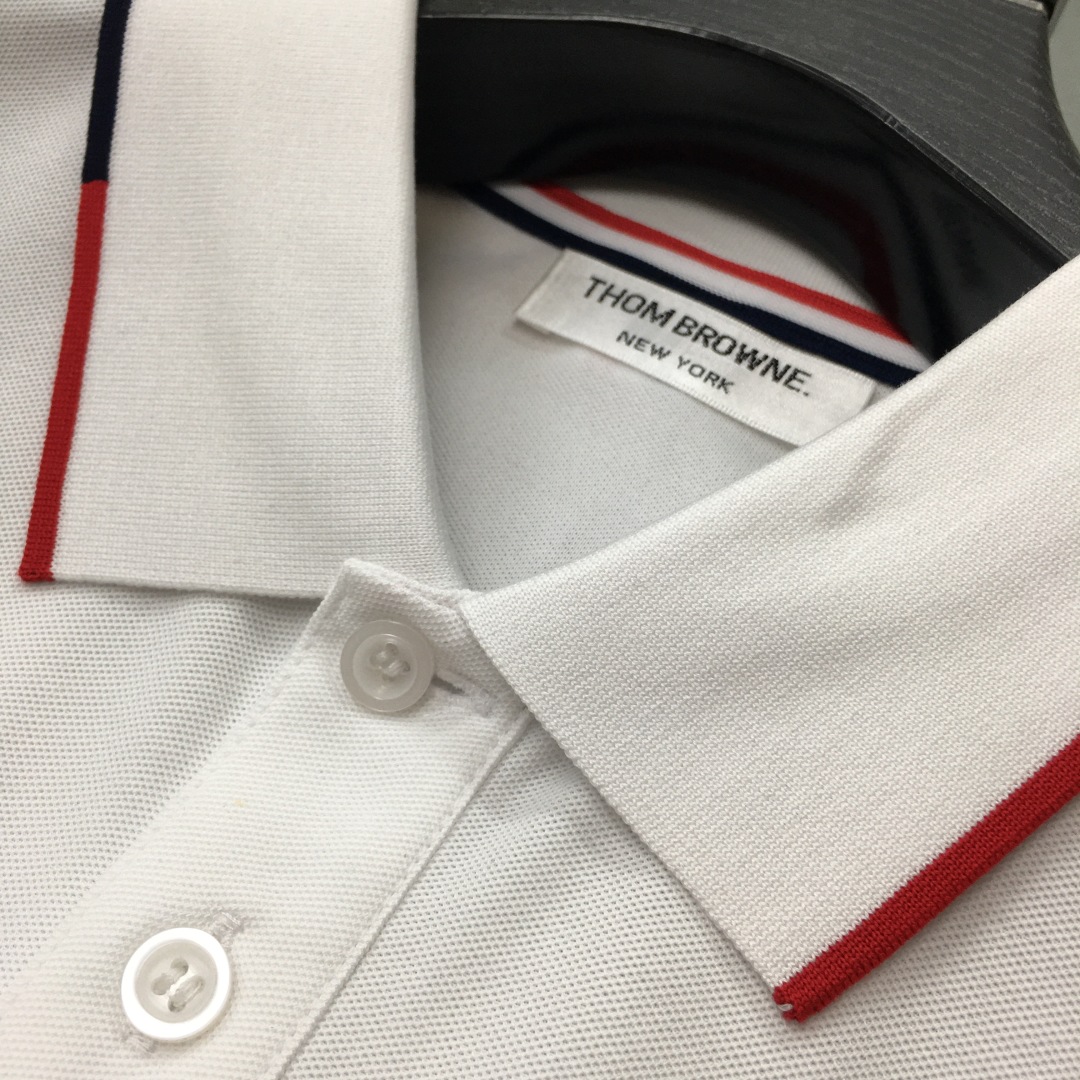 “Polo P600 T.B. 2025 Season: High-End Men’s Business Suit with Classic Elegance and Quality Detailing” - 图片 6