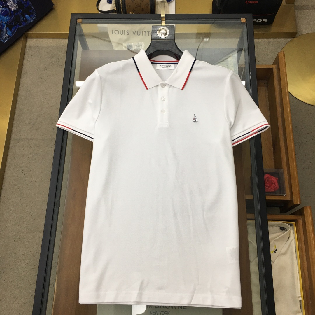 “Polo P600 T.B. 2025 Season: High-End Men’s Business Suit with Classic Elegance and Quality Detailing” - 图片 3
