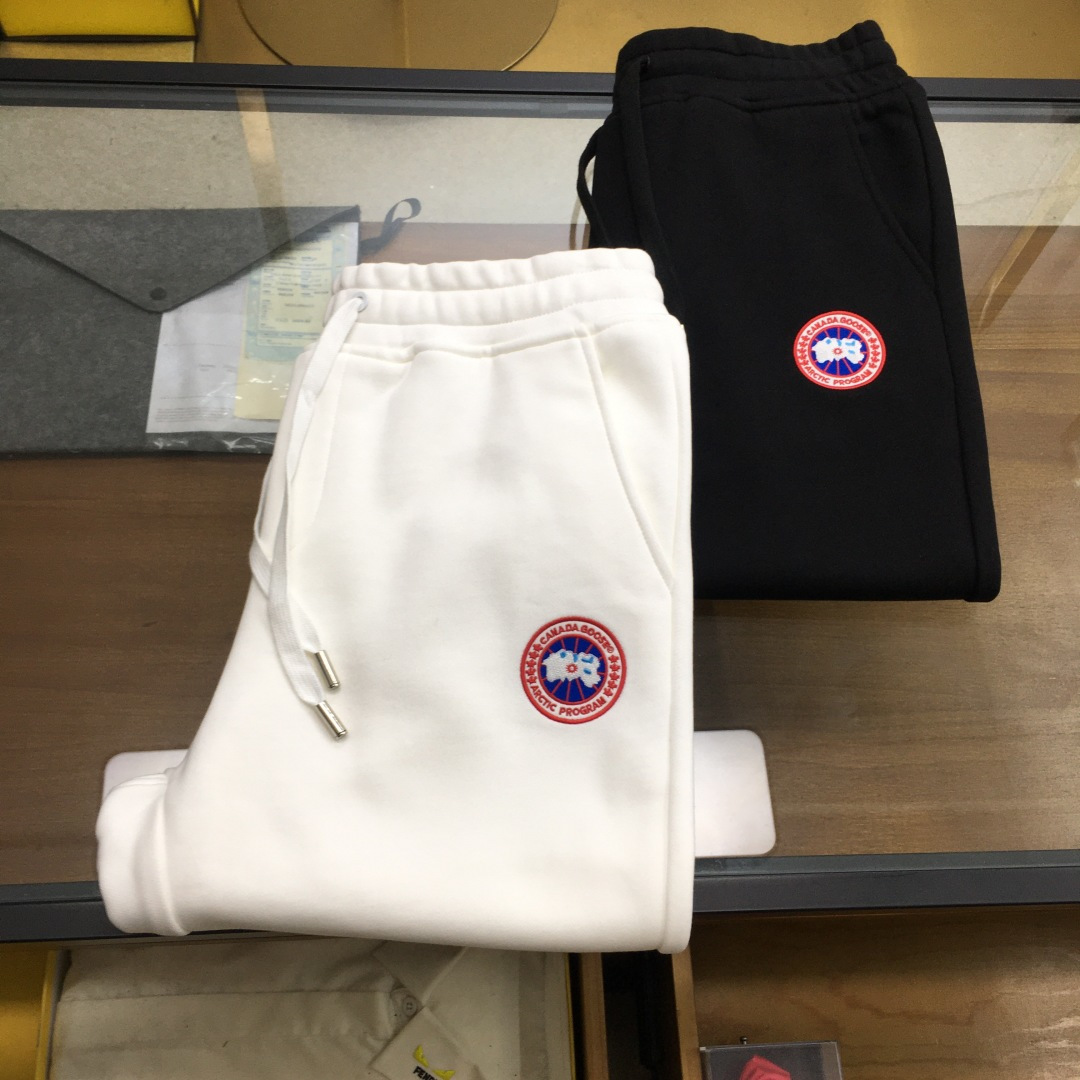 NO:606466,New product 'Big Goose' 2025 season counter new men's casual pants, simple and fashionable design, high-end customized fine cotton fabric with good warmth retention, high elasticity and comfort, impeccable details, top-grade accessories, embroidered logo craft design concept, delicate and soft feel!  The upper body fit is awesome!  Sizes M-XXXL, please state your height and weight when ordering,,alexander wang19860909新品 《大鹅》 2025季专柜新款男士休闲裤,简约风时尚设计,高级定制精棉面料保暖性好 弹力舒适度极高,细节无可挑剔,顶级辅料配备,刺绣logo工艺设计理念,手感细腻柔软！上身版型超赞！尺码M-XXXL下单报身高体重,,alexander wang,Men's clothing