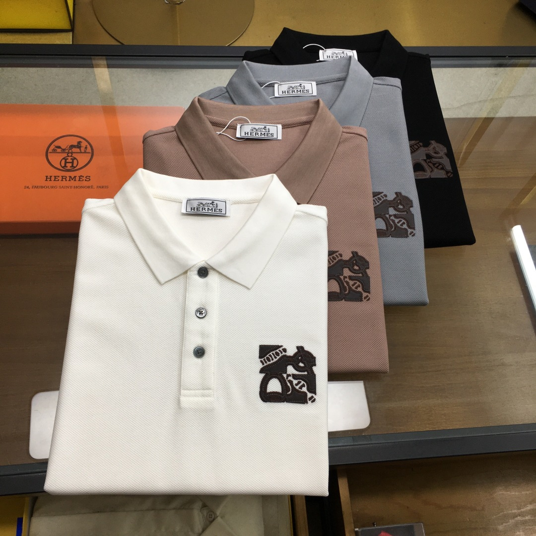 NO:143232,New counter products [Aisi...] New products, fashionable POLO/lamb short sleeves, high-end custom versatile styles, anyone can easily control them, full-customized fabric craftsmanship, luxurious classic brand logo design on the chest, very high-end, those who understand goods must enter!  The style and tailoring are slim styles, which are very exquisite, showing aura and highlighting the exquisiteness of business men. This is the unique feature, the right slim fit, and the upper body effect is very good!  Counter size M-3XL..., T-shirt,alexander wang19860909专柜新品【爱士...】 新品 时尚POLO/翻领短袖 高级定制百搭款式 任何人都可以轻松驾驭 面料全订制工艺 胸前奢华经典品牌logo设计,非常显档次懂货的必须入！版型剪裁属于修身款 非常精致,显气场,又会凸显商务男士的精致,这就是独到之处,恰到好处的修身,上身效果非常赞！专柜尺码M-3XL..,,T-shirt,alexander wang,Men's clothing