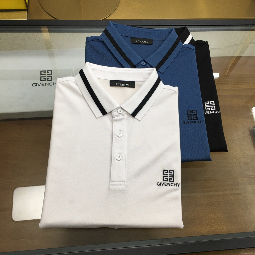 NO:446961,New counter products [GVC...] 2025 spring and summer new products, fashionable POLO/lamb short sleeves, high-end custom versatile styles, anyone can easily control them, full-customized fabric craftsmanship, luxurious classic brand logo design on the chest, very high-end, those who understand goods must enter!  The style is perfectly tailored, which shows the aura and highlights the exquisiteness of business men. This is the unique feature, just right slim fit, and the upper body effect is very good!  Counter size M-3XL., T-shirt,alexander wang19860909专柜新品【GVC...】 2025春夏新品 时尚POLO/翻领短袖 高级定制百搭款式 任何人都可以轻松驾驭 面料全订制工艺 胸前奢华经典品牌logo设计,非常显档次懂货的必须入！版型完美剪裁 非常精致,显气场,又会凸显商务男士的精致,这就是独到之处,恰到好处的修身,上身效果非常赞！专柜尺码M-3XL.,,T-shirt,alexander wang,Men's clothing